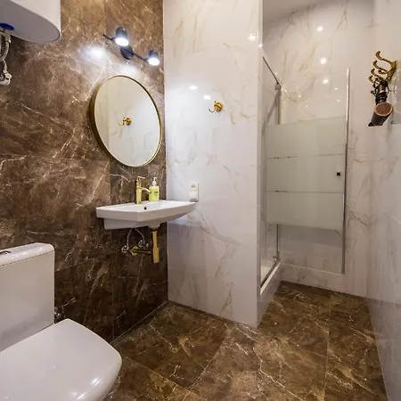 Central Dayflat Apartments