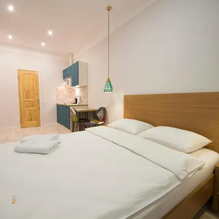 Central Dayflat Apartments *