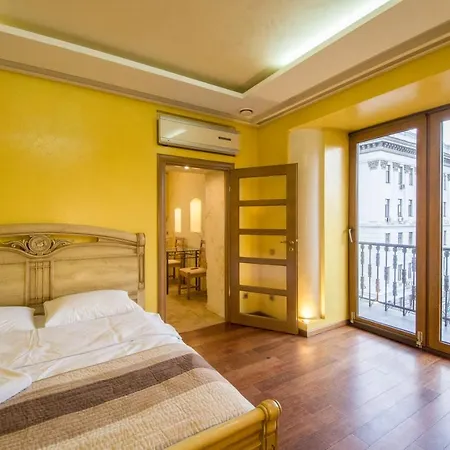 Central Dayflat Apartments