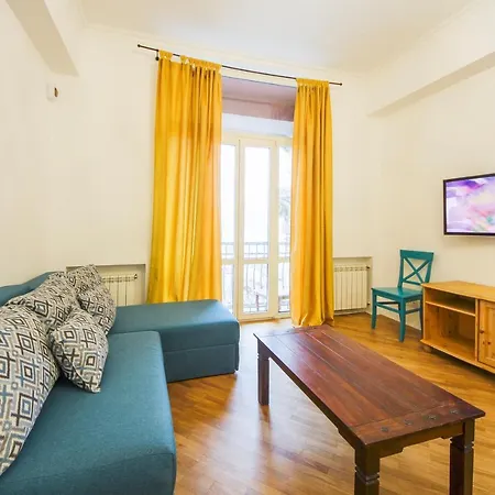 Central Dayflat Apartments
